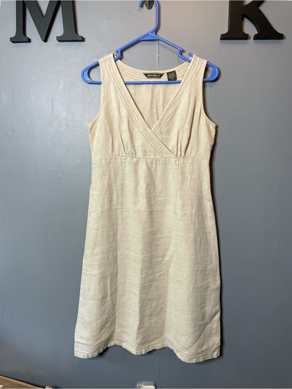 Eddie Bauer Classic Tan Linen V-Neck Sleeveless‎ Dress size 6P
